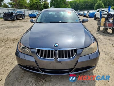 Piąte zdjęcie samochodu w środku: 2006 BMW 330 XI VIN:WBAVD33566KV61090 - miniatura