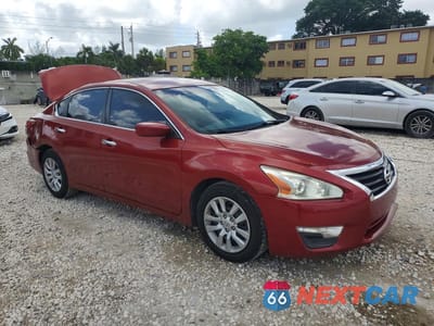 Czwarte zdjęcie samochodu z boku: 2014 NISSAN ALTIMA 2.5 S VIN:1N4AL3AP4EC416461 - miniatura
