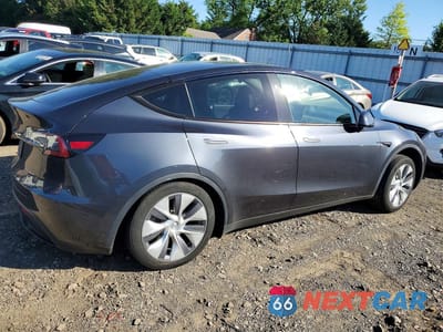 Trzecie zdjęcie samochodu z tyłu: 2024 TESLA MODEL Y VIN:7SAYGDEE1RA229456 - miniatura