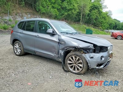 Czwarte zdjęcie samochodu z boku: 2016 BMW X3 XDRIVE28I VIN:5UXWX9C57G0D83660 - miniatura
