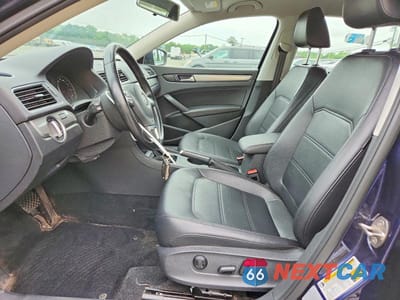 Zdjęcie 7 z 12 samochodu: 2015 VOLKSWAGEN PASSAT S VIN:1VWAT7A36FC101769 - miniatura