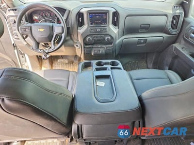 Zdjęcie 8 z 12 samochodu: 2024 CHEVROLET SILVERADO K1500 VIN:3GCUDAED1RG231490 - miniatura