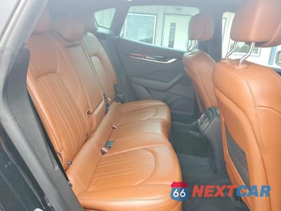 Zdjęcie 11 z 13 samochodu: 2017 MASERATI LEVANTE VIN:ZN661XUA4HX239247 - miniatura