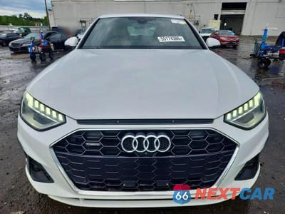 Piąte zdjęcie samochodu w środku: 2021 AUDI A4 VIN:WAUEAAF44MN008207 - miniatura
