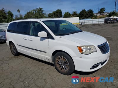 Czwarte zdjęcie samochodu z boku: 2015 CHRYSLER TOWN & COUNTRY TOURING VIN:2C4RC1BG6FR510124 - miniatura