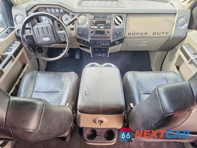 Zdjęcie 8 z 12 samochodu: 2009 FORD F250 SUPER DUTY VIN:1FTSW21R99EB19147 - miniatura