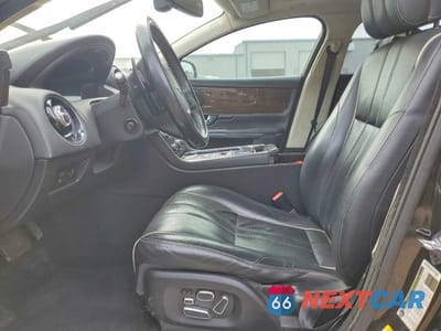 Zdjęcie 7 z 12 samochodu: 2013 JAGUAR XJL SUPERCHARGED VIN:SAJWA2GE9DMV45702 - miniatura