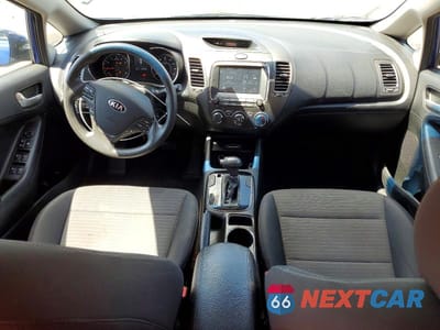Zdjęcie 8 z 12 samochodu: 2018 KIA FORTE LX VIN:3KPFL4A7XJE196509 - miniatura
