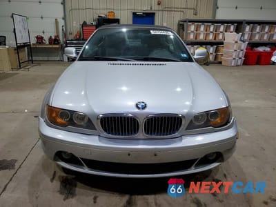 Piąte zdjęcie samochodu w środku: 2004 BMW 325 CI VIN:WBABW33404PL32716 - miniatura