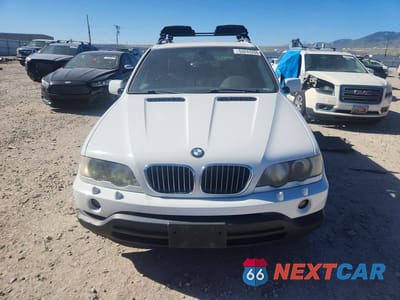 Piąte zdjęcie samochodu w środku: 2002 BMW X5 4.4I VIN:5UXFB33572LH31394 - miniatura