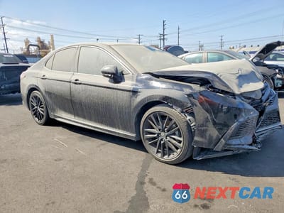 Czwarte zdjęcie samochodu z boku: 2023 TOYOTA CAMRY XSE VIN:4T1K31AK1PU610123 - miniatura