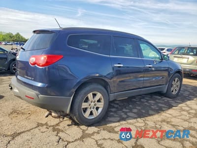 Trzecie zdjęcie samochodu z tyłu: 2011 CHEVROLET TRAVERSE LT VIN:1GNKVGED2BJ377688 - miniatura