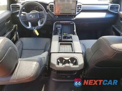 Zdjęcie 8 z 13 samochodu: 2025 TOYOTA TUNDRA LIMITED VIN:5TFWA5DB9SX319584 - miniatura