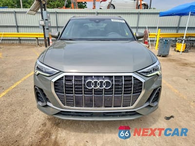 Piąte zdjęcie samochodu w środku: 2025 AUDI Q3 PREMIUM PLUS S LINE 45 VIN:WA1EECF39S1037078 - miniatura