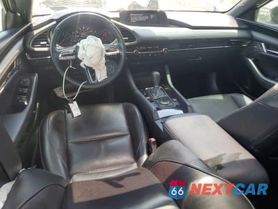 Zdjęcie 8 z 12 samochodu: 2019 MAZDA 3 PREMIUM VIN:JM1BPANM4K1129846 - miniatura
