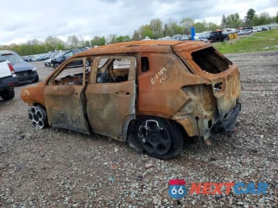 Drugie zdjęcie samochodu z przodu: 2023 JEEP COMPASS TRAILHAWK VIN:3C4NJDDN0PT527890 - miniatura