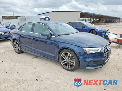 Czwarte zdjęcie samochodu z boku: 2018 AUDI A3 PREMIUM PLUS VIN:WAUJ8GFF3J1072529 - miniatura