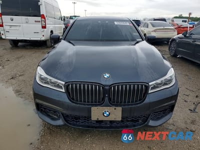 Piąte zdjęcie samochodu w środku: 2017 BMW 750 XI VIN:WBA7F2C58HG421917 - miniatura