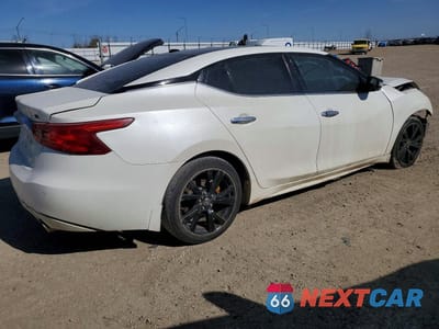 Trzecie zdjęcie samochodu z tyłu: 2018 NISSAN MAXIMA 3.5 S VIN:1N4AA6AP7JC376507 - miniatura