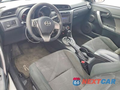 Zdjęcie 8 z 12 samochodu: 2011 TOYOTA SCION TC VIN:JTKJF5C78B3001058 - miniatura