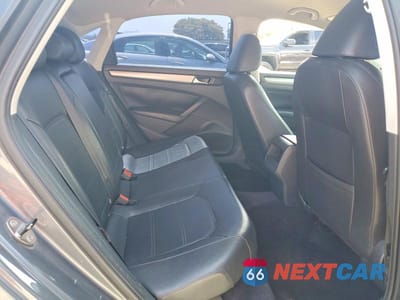 Zdjęcie 10 z 12 samochodu: 2014 VOLKSWAGEN PASSAT S VIN:1VWAT7A38EC070264 - miniatura