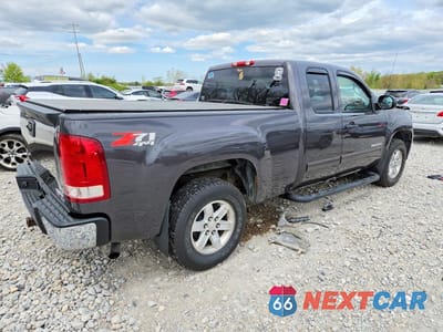 Trzecie zdjęcie samochodu z tyłu: 2011 GMC SIERRA K1500 SLE VIN:1GTR2VE35BZ239480 - miniatura