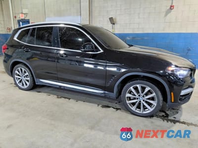 Czwarte zdjęcie samochodu z boku: 2019 BMW X3 XDRIVE30I VIN:5UXTR9C57KLD93321 - miniatura