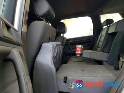 Zdjęcie 11 z 12 samochodu: 2010 VOLKSWAGEN TOUAREG TDI VIN:WVGFK6A96AD002782 - miniatura