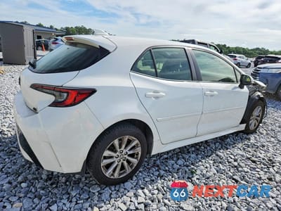Trzecie zdjęcie samochodu z tyłu: 2023 TOYOTA COROLLA HATCHBACK SE VIN:JTND4MBE5P3196267 - miniatura