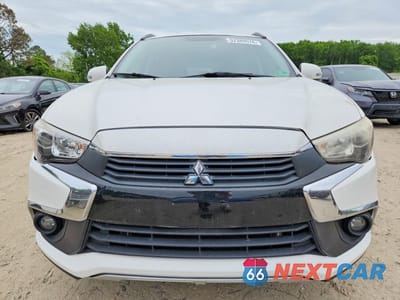 Piąte zdjęcie samochodu w środku: 2016 MITSUBISHI OUTLANDER SPORT SEL VIN:JA4AP4AW3GZ041653 - miniatura