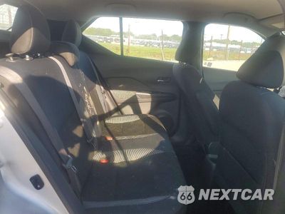 Zdjęcie 11 z 14 samochodu: 2019 NISSAN KICKS SV VIN:3N1CP5CU3KL550175 - miniatura