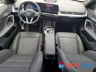 Zdjęcie 8 z 13 samochodu: 2025 BMW X1 XDRIVE28I VIN:WBX73EF09S5243941 - miniatura