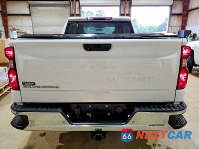 Zdjęcie 6 z 12 samochodu: 2021 CHEVROLET SILVERADO C1500 VIN:1GCRWAEH2MZ371365 - miniatura