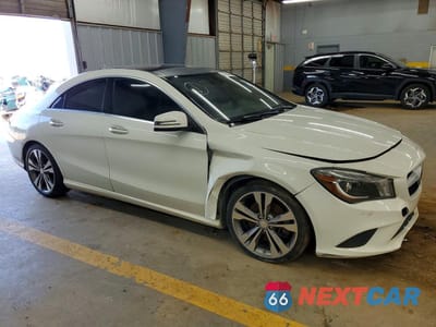 Czwarte zdjęcie samochodu z boku: 2015 MERCEDES-BENZ CLA 250 VIN:WDDSJ4EB9FN176182 - miniatura