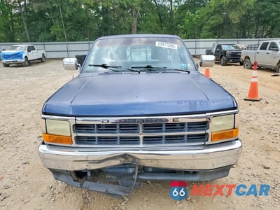 Piąte zdjęcie samochodu w środku: 1993 DODGE DAKOTA VIN:1B7FL23X5PS104603 - miniatura