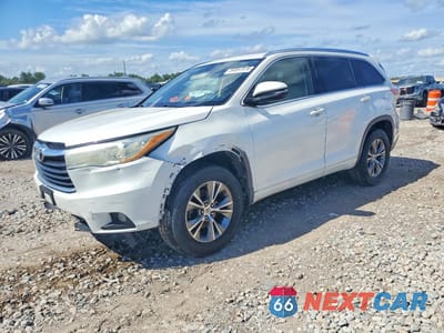 2015 TOYOTA HIGHLANDER XLE 5TDKKRFH7FS055197 - główne zdjęcie licytacji z USA - miniatura
