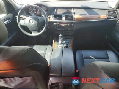Zdjęcie 8 z 12 samochodu: 2012 BMW X5 XDRIVE35I VIN:5UXZV4C53CL753823 - miniatura