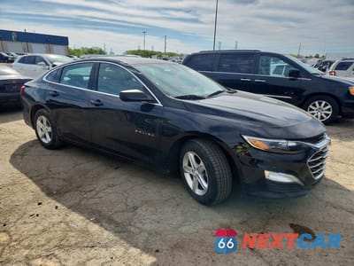 Czwarte zdjęcie samochodu z boku: 2019 CHEVROLET MALIBU LS VIN:1G1ZB5ST0KF197136 - miniatura