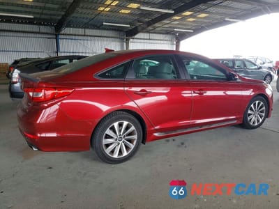 Trzecie zdjęcie samochodu z tyłu: 2015 HYUNDAI SONATA SPORT VIN:5NPE34AF8FH046324 - miniatura