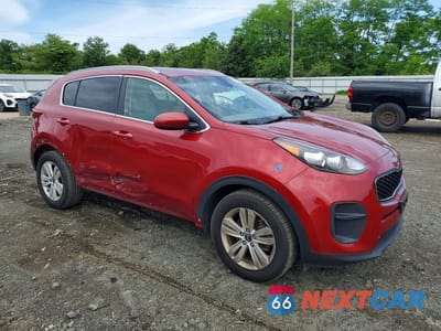 Czwarte zdjęcie samochodu z boku: 2019 KIA SPORTAGE LX VIN:KNDPM3AC2K7552123 - miniatura