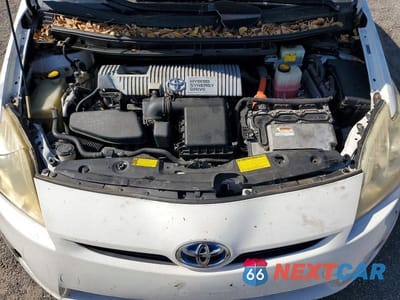 Zdjęcie 11 z 12 samochodu: 2010 TOYOTA PRIUS III VIN:JTDKN3DU3A0004568 - miniatura
