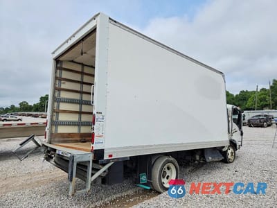 Czwarte zdjęcie samochodu z boku: 2022 ISUZU NPR XD BOX TRUCK VIN:JALC4W167N7K01432 - miniatura
