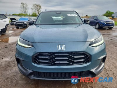 Piąte zdjęcie samochodu w środku: 2025 HONDA HR-V SPORT VIN:3CZRZ2H57SM703016 - miniatura
