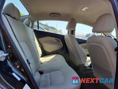 Zdjęcie 10 z 12 samochodu: 2013 KIA RIO LX VIN:KNADM4A34D6268099 - miniatura