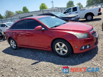 Czwarte zdjęcie samochodu z boku: 2013 CHEVROLET CRUZE LT VIN:1G1PC5SB7D7208822 - miniatura