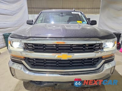Piąte zdjęcie samochodu w środku: 2016 CHEVROLET SILVERADO K1500 LT VIN:1GCVKREC6GZ260531 - miniatura