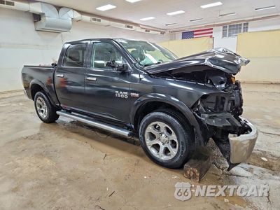 Czwarte zdjęcie samochodu z boku: 2015 RAM 1500 LARAMIE VIN:1C6RR7NT7FS759838 - miniatura