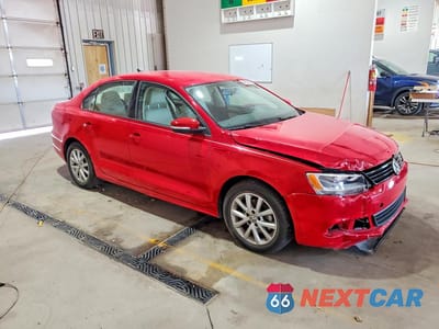 Czwarte zdjęcie samochodu z boku: 2012 VOLKSWAGEN JETTA SE VIN:3VWDP7AJ1CM423956 - miniatura