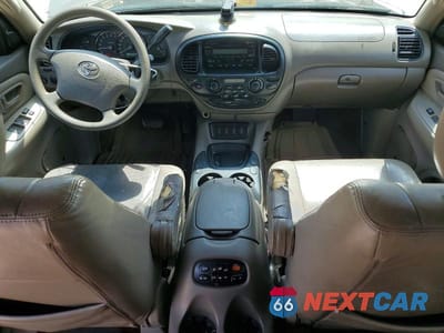 Zdjęcie 8 z 13 samochodu: 2005 TOYOTA SEQUOIA SR5 VIN:5TDZT34A25S253828 - miniatura