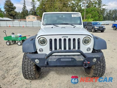 Piąte zdjęcie samochodu w środku: 2014 JEEP WRANGLER UNLIMITED SPORT VIN:1C4BJWDG5EL145797 - miniatura
